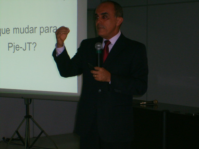 palestra advogados sobre pje
