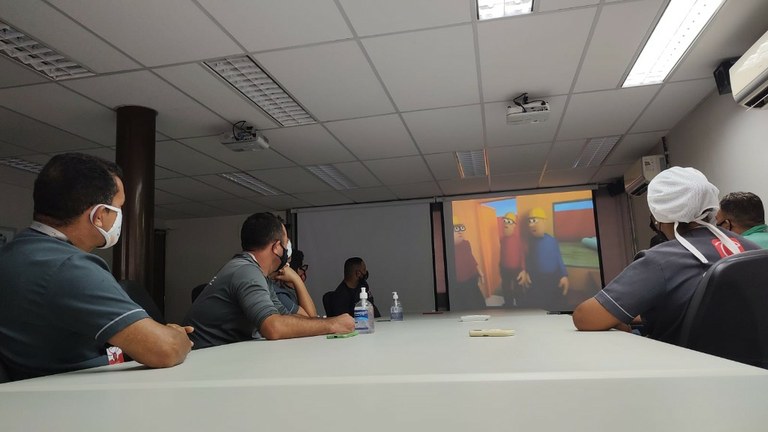 Caema reunião.jpeg
