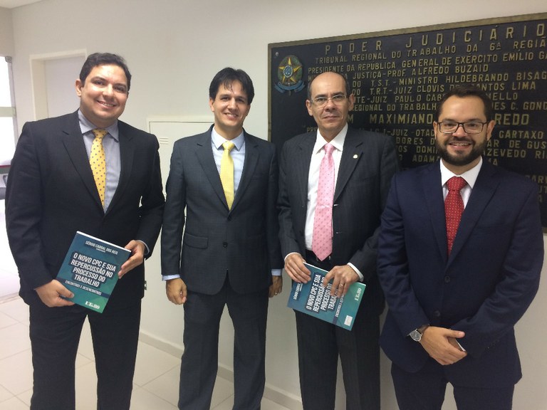 Ejud-Lançamento Revista (5).JPG