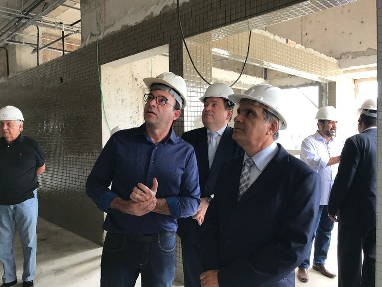 Fórum visita presidente (12).JPG
