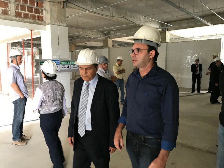 Fórum visita presidente (9).JPG