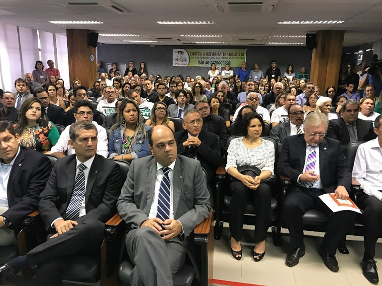 Ato Público (12).JPG