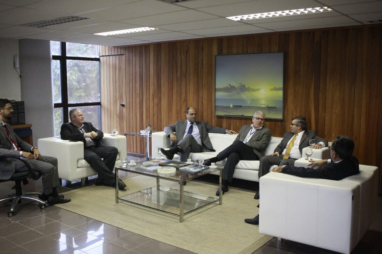 Presidente - Visita do TJ (4).JPG