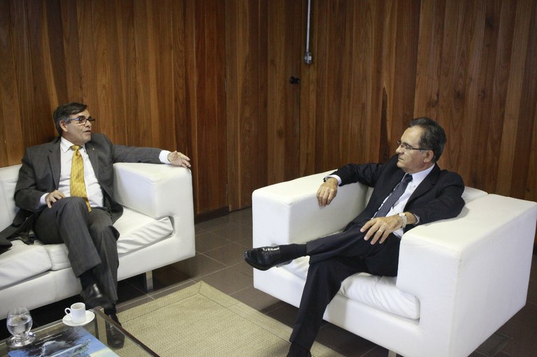 Presidente - Visita do TJ (5).JPG