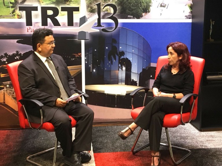 Professora - TV TRT (1).JPG