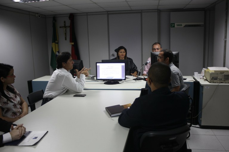 Audiência com libras (11).JPG
