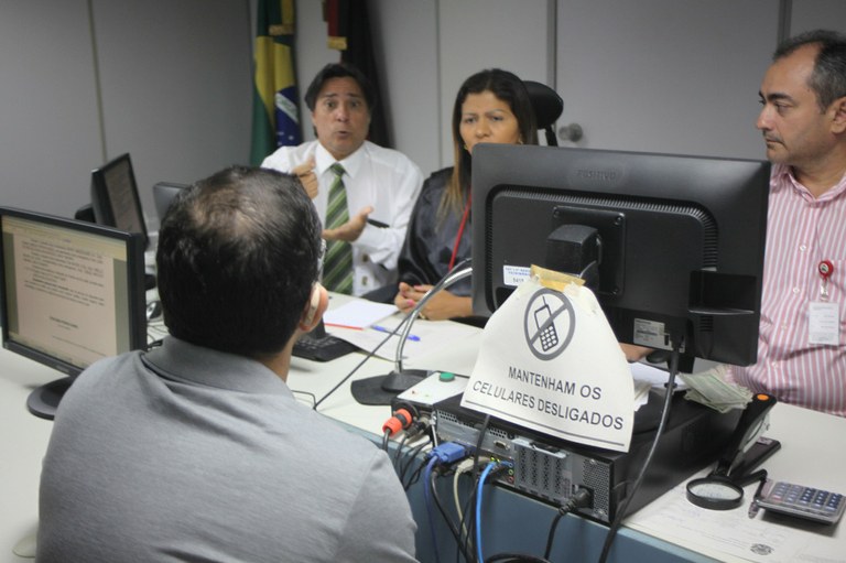 Audiência com libras (22).JPG