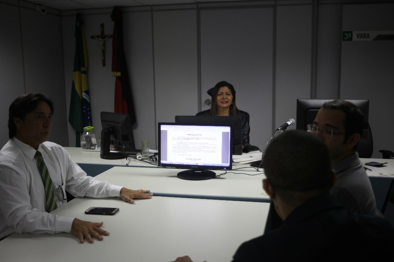 Audiência com libras (5).JPG
