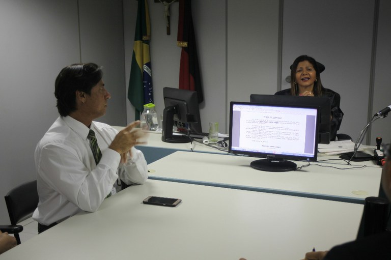 Audiência com libras (6).JPG
