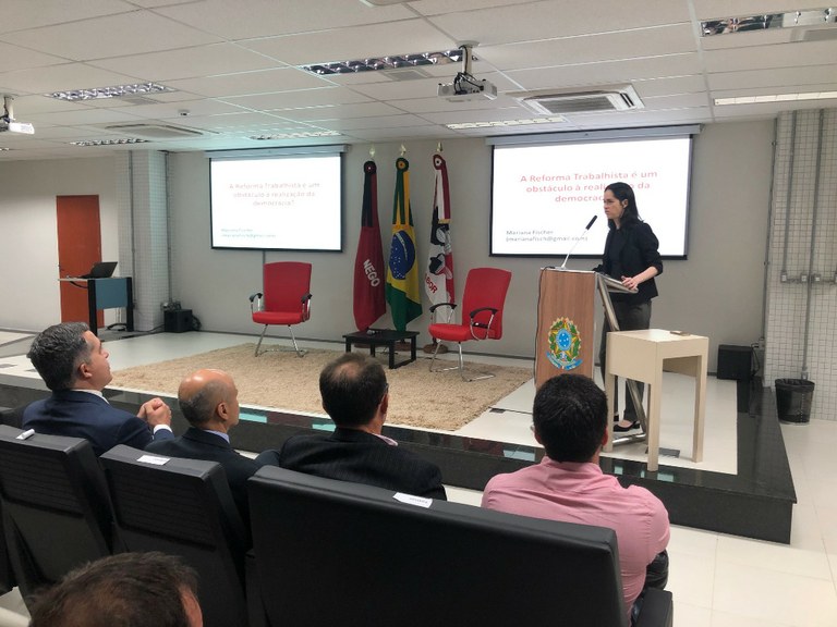 Palestra Mariana Pimentel (4).jpg