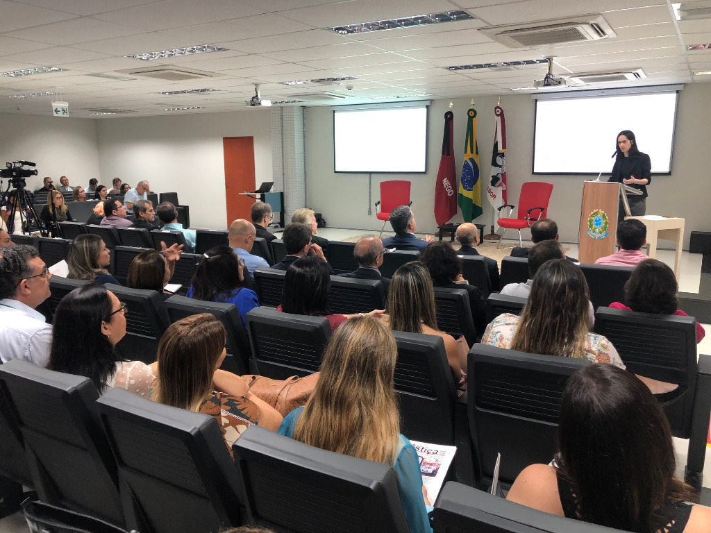 Palestra Mariana Pimentel (5).jpg