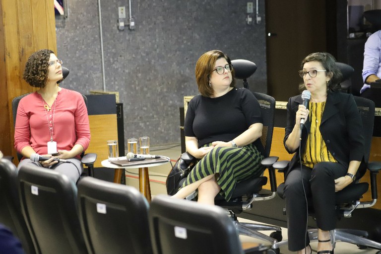 Mesa redonda depressão (5).JPG