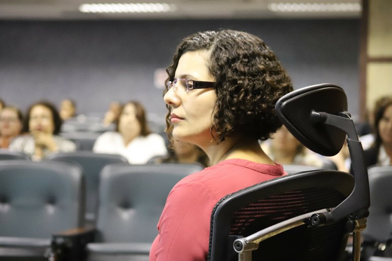 Mesa redonda depressão (9).JPG