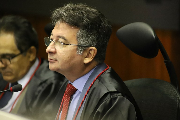 (13) Tribunal Pleno - 2020 - Ubiratan Delgado.JPG