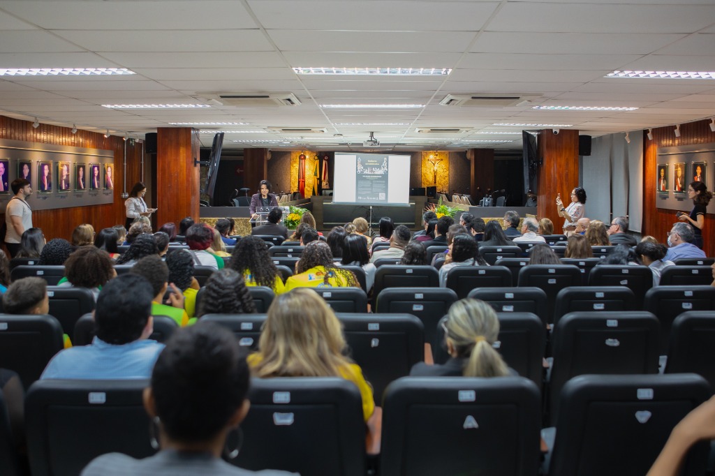 Evento Mulheres Invisibilizadas-3.jpg