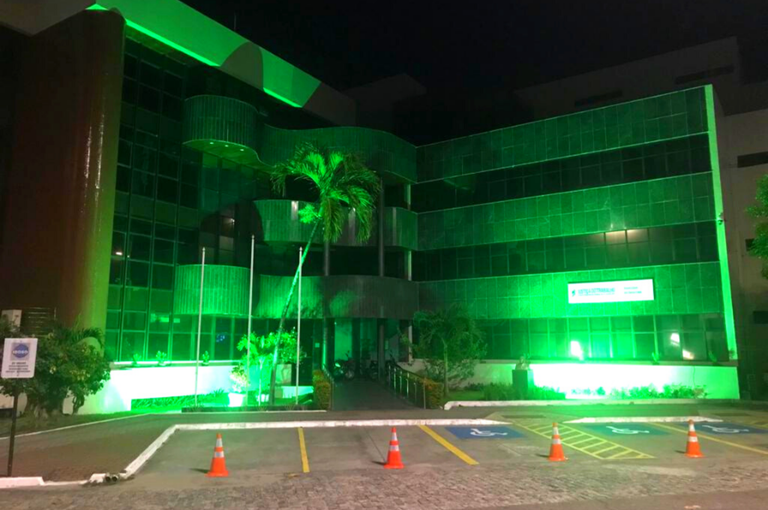 Capa Abril Verde.png