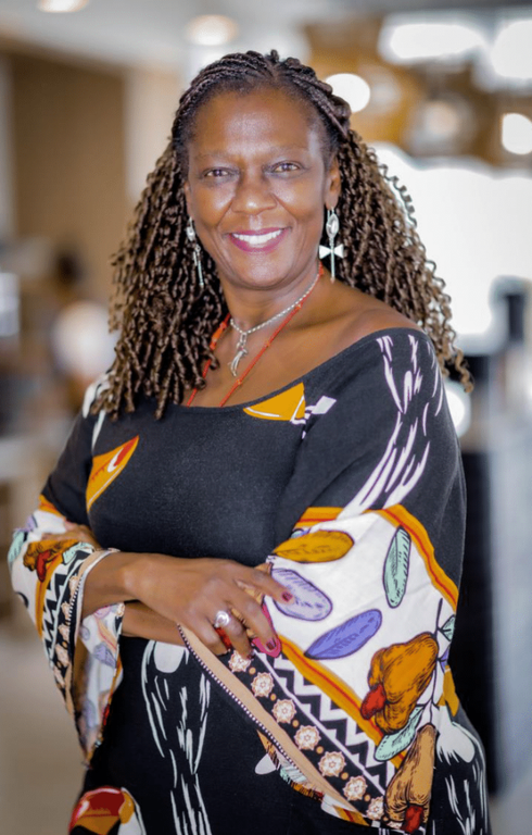 Benilda Brito (2).png