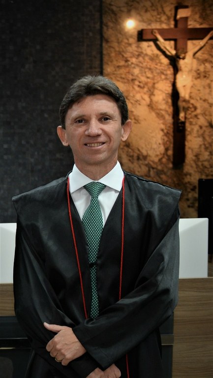 desembargador Leonardo Trajano homenagem.jpg