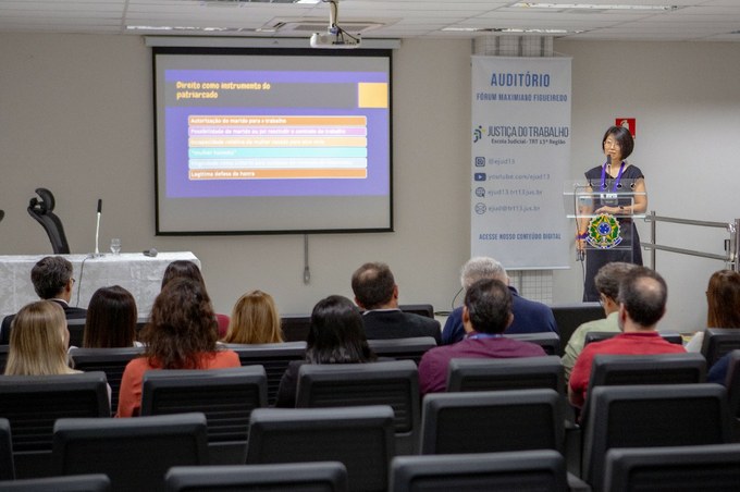 Palestra Julgamento Antidiscriminatório-19.jpg