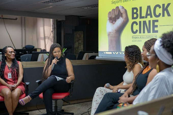 Black Cine Rebecca-17.jpg