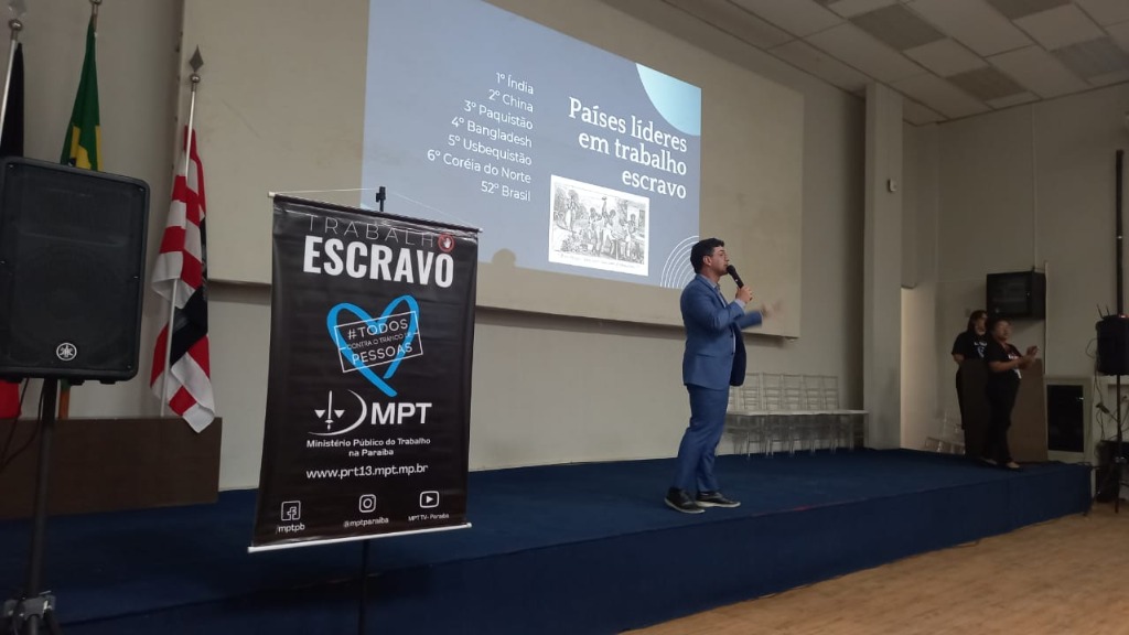 Palestra trabalho escravo contemporaneo.jpeg