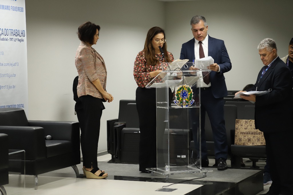 assinatura dos atos.JPG