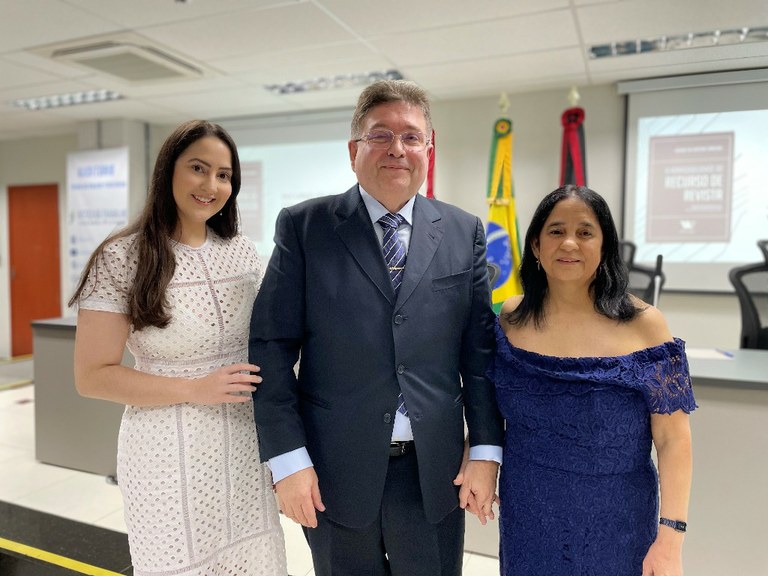 Wolney lançamento livro familia.jpg