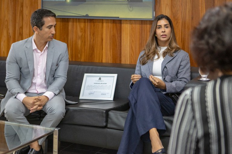 VOTO_de_APLAUSO-8.jpg