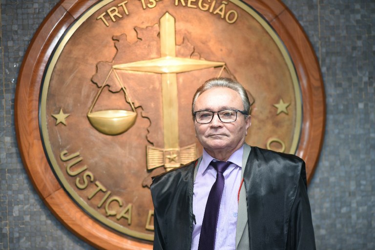 dr Assis.JPG