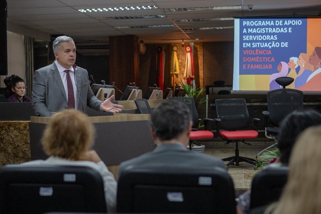 Cartilha Violência Doméstica-2.jpg