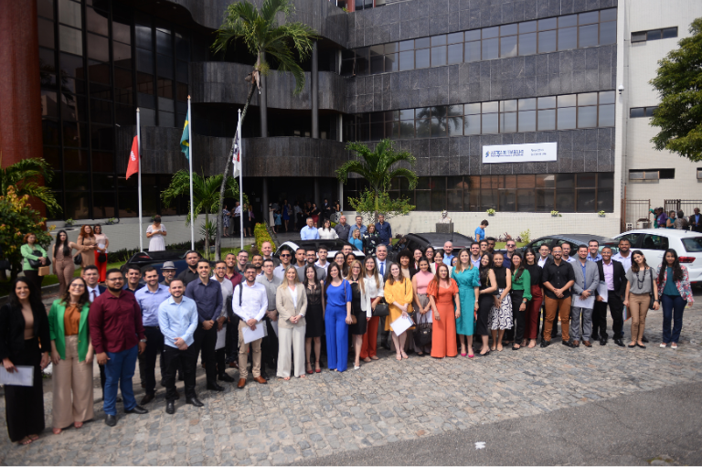Posse novos servidores capa.png