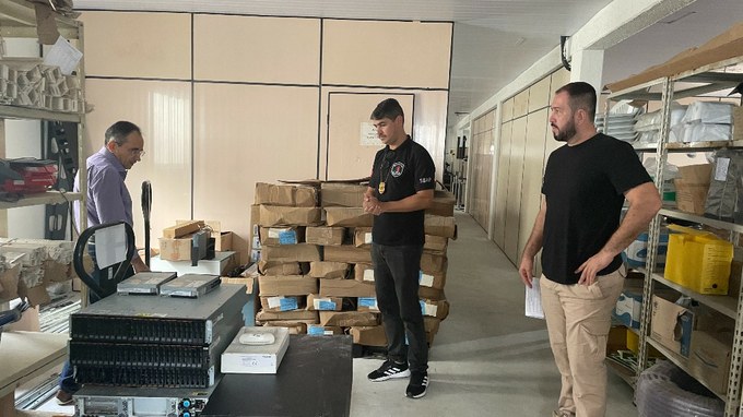 Doação equipamentos informatica SEAP (1).JPG