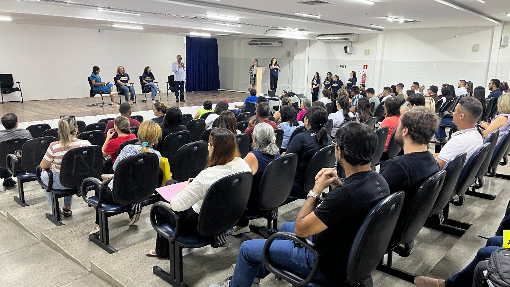 Dia D Empregabilidade Pessoas com Deficiência (2).JPG