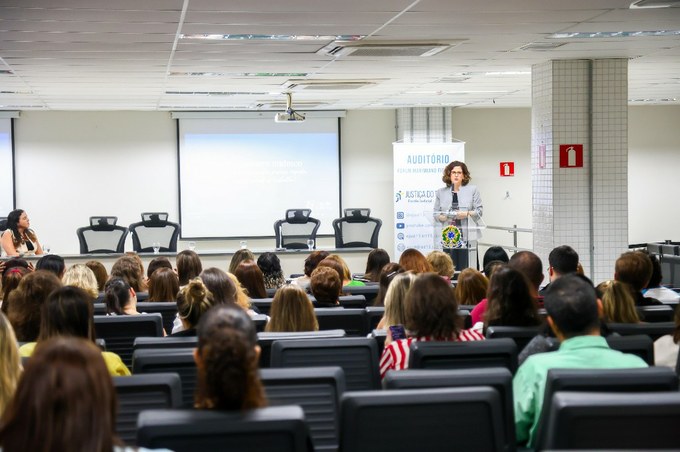 Evento Cerest palestra assedio moral e sexual (12).jpeg
